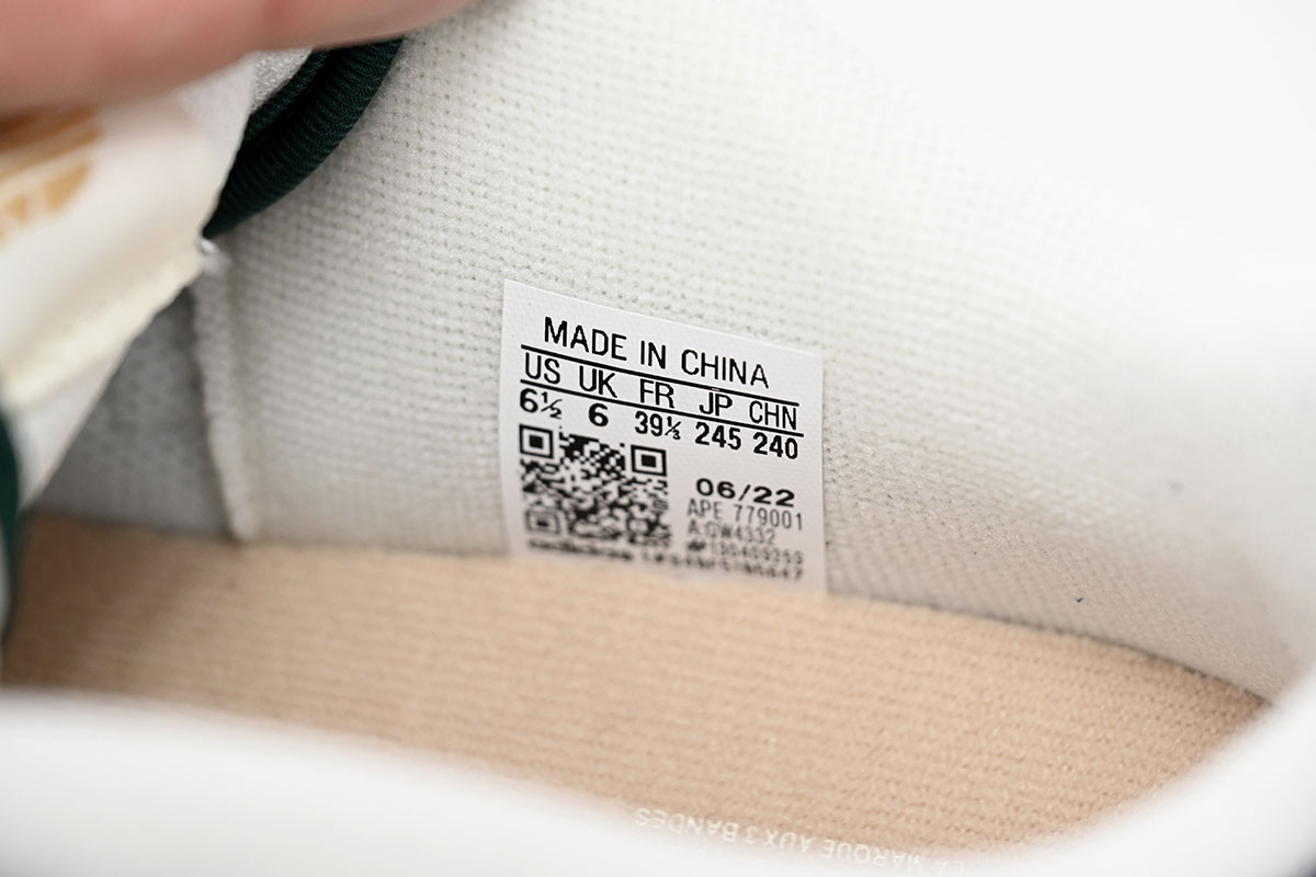 Adidas Forum 84 Low 'Beige Navy Green' - Trendy Sneakers for Men Adidas Forum 84 Low 'Beige Navy Green' - Trendy Sneakers for Men