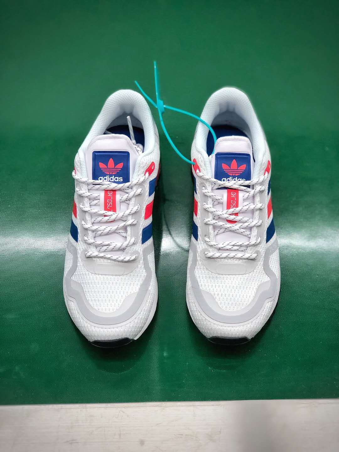 Adidas ZX 700 HD 'Collegiate Royal Red' FX7463 - Stylish and Comfortable Sneakers from Adidas Adidas ZX 700 HD 'Collegiate Royal Red' FX7463 - Stylish and Comfortable Sneakers from Adidas