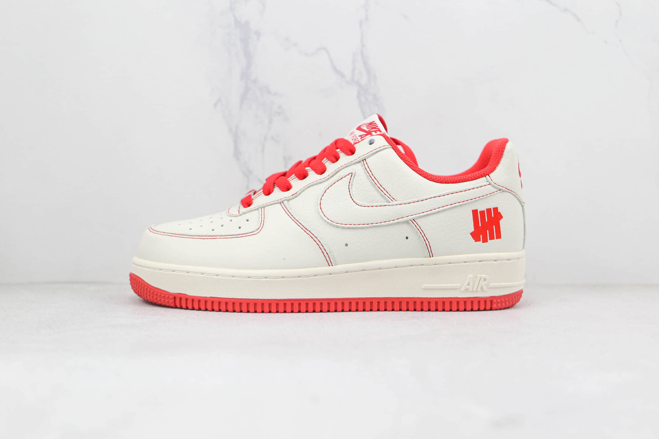 Undefeated x Nike AF1 07 Low Beige Red White Sneakers
