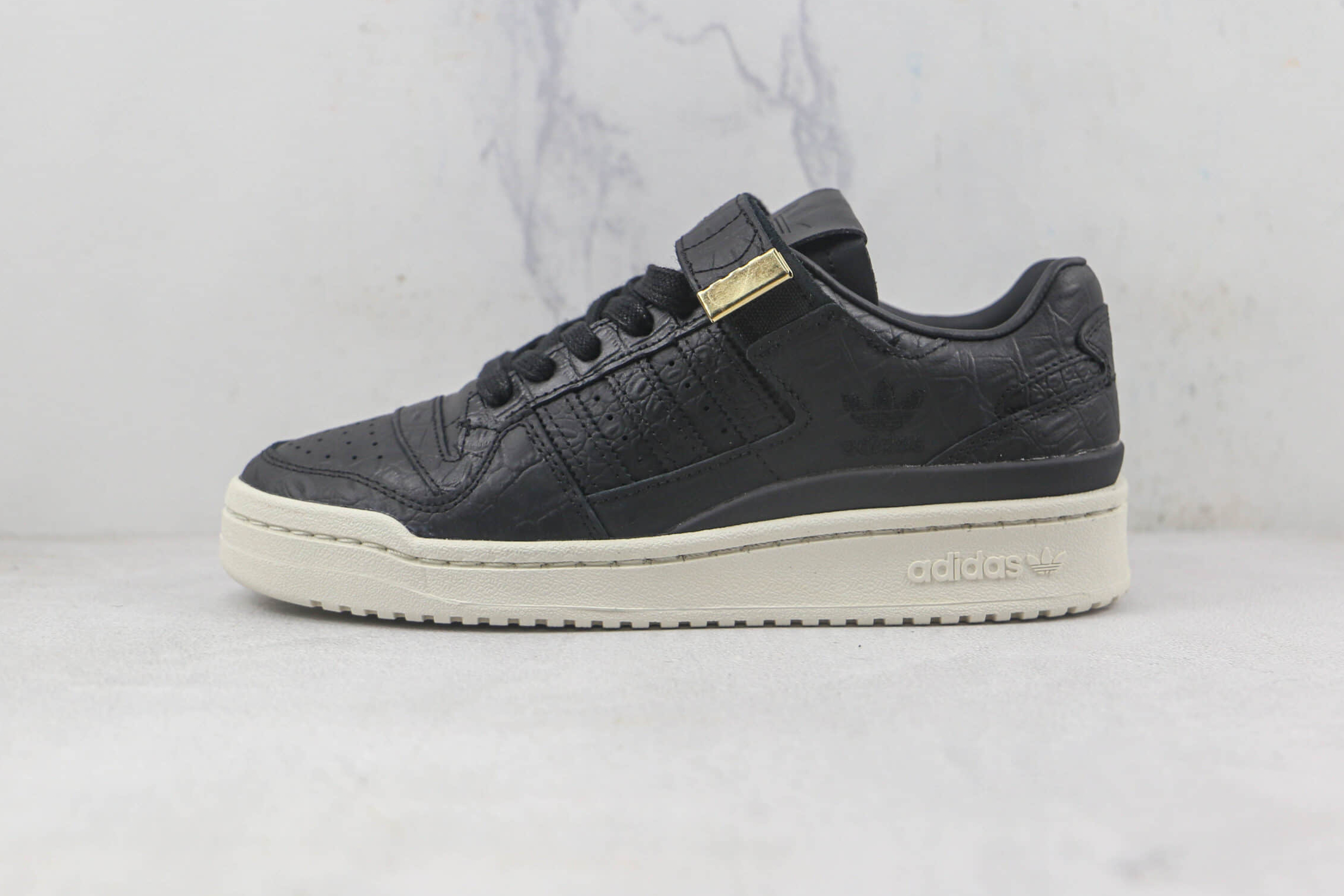 Adidas Forum 84 Low 'Croc Skin - Black' HP5550 | Stylish and Sleek Athletic Shoes