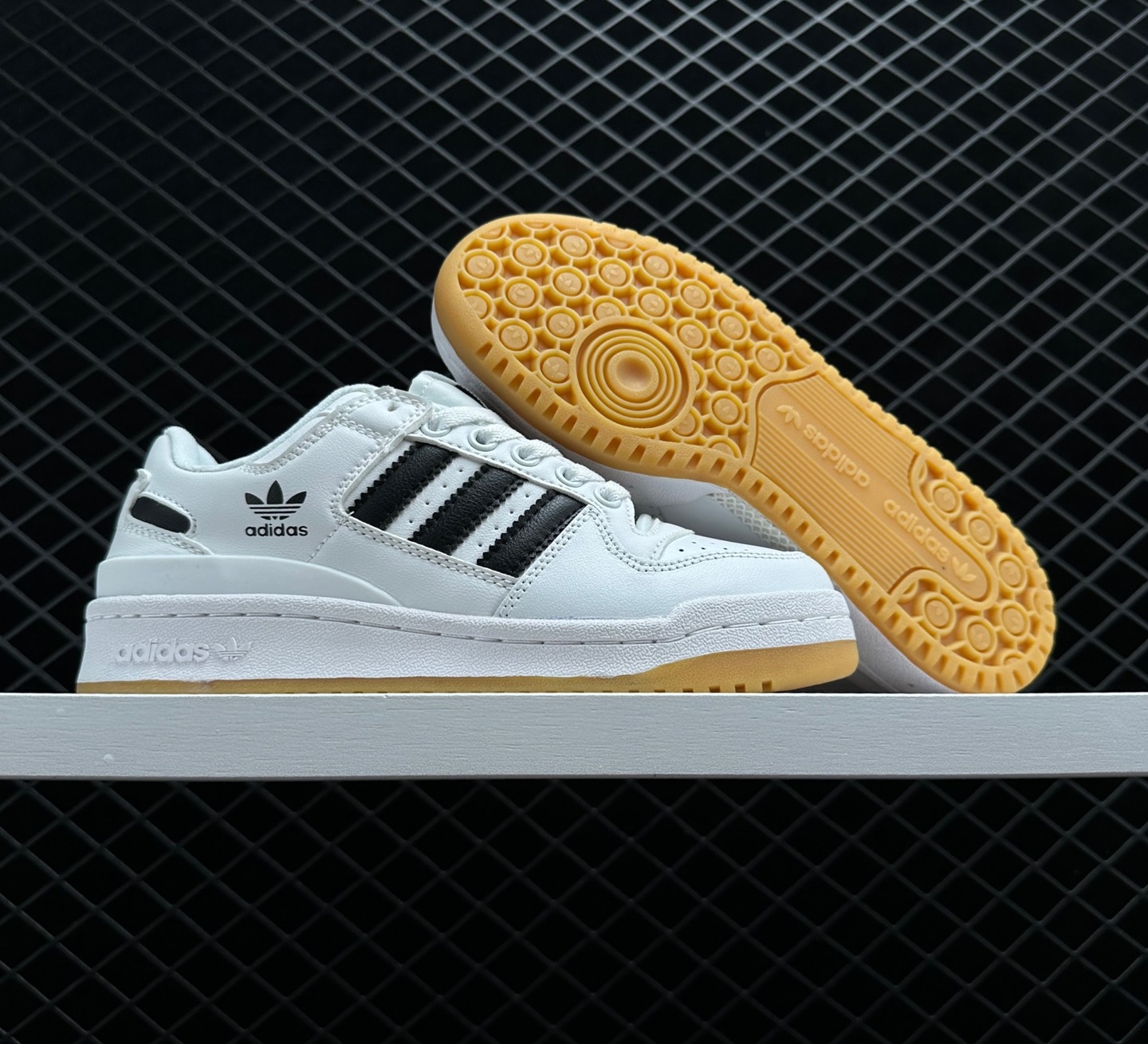 Adidas Forum 84 Low ADV White Black HP9088 - Classic Style and Versatility. Adidas Forum 84 Low ADV White Black HP9088 - Classic Style and Versatility.