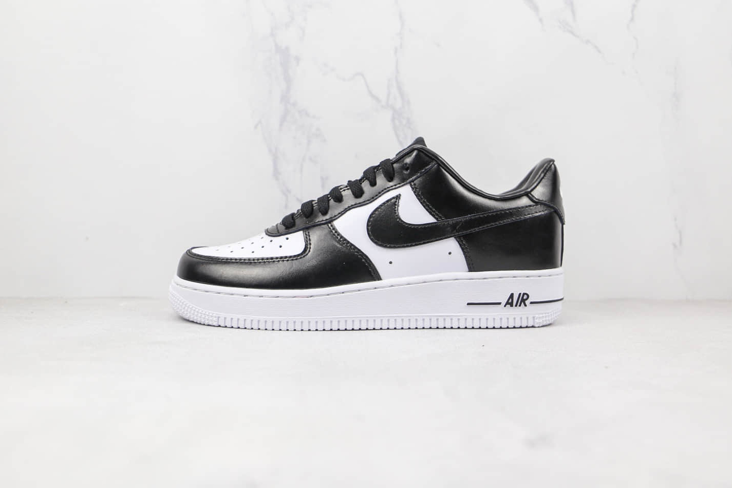 Nike Air Force 1 Low 'Tuxedo' AQ4134-100 - Classic Style with a Modern Twist