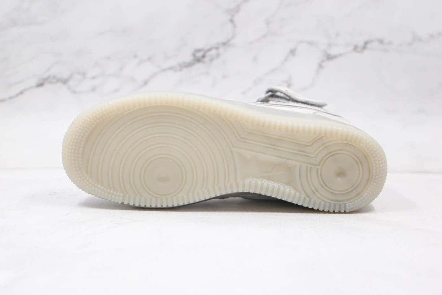 Nike Air Force 1 07 Mid Reigning Champ Grey Silver Reflective GB1228-185 Nike Air Force 1 07 Mid Reigning Champ Grey Silver Reflective GB1228-185