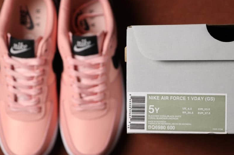 Nike Air Force 1 Low 'Valentine's Day' BQ6980-600 - Stylish and Romantic Sneakers Nike Air Force 1 Low 'Valentine's Day' BQ6980-600 - Stylish and Romantic Sneakers