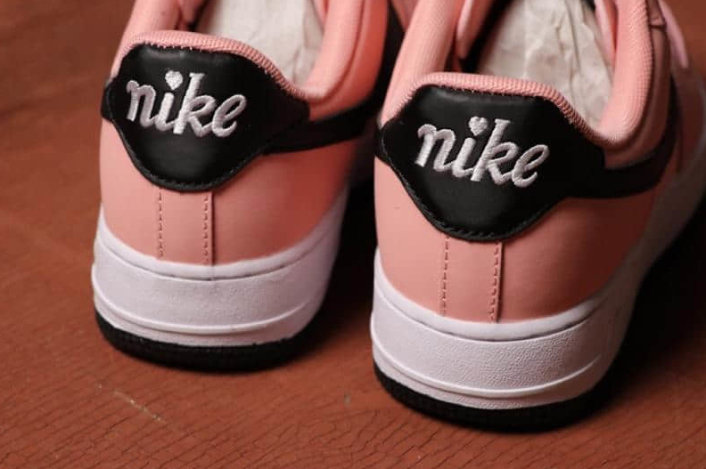 Nike Air Force 1 Low 'Valentine's Day' BQ6980-600 - Stylish and Romantic Sneakers Nike Air Force 1 Low 'Valentine's Day' BQ6980-600 - Stylish and Romantic Sneakers