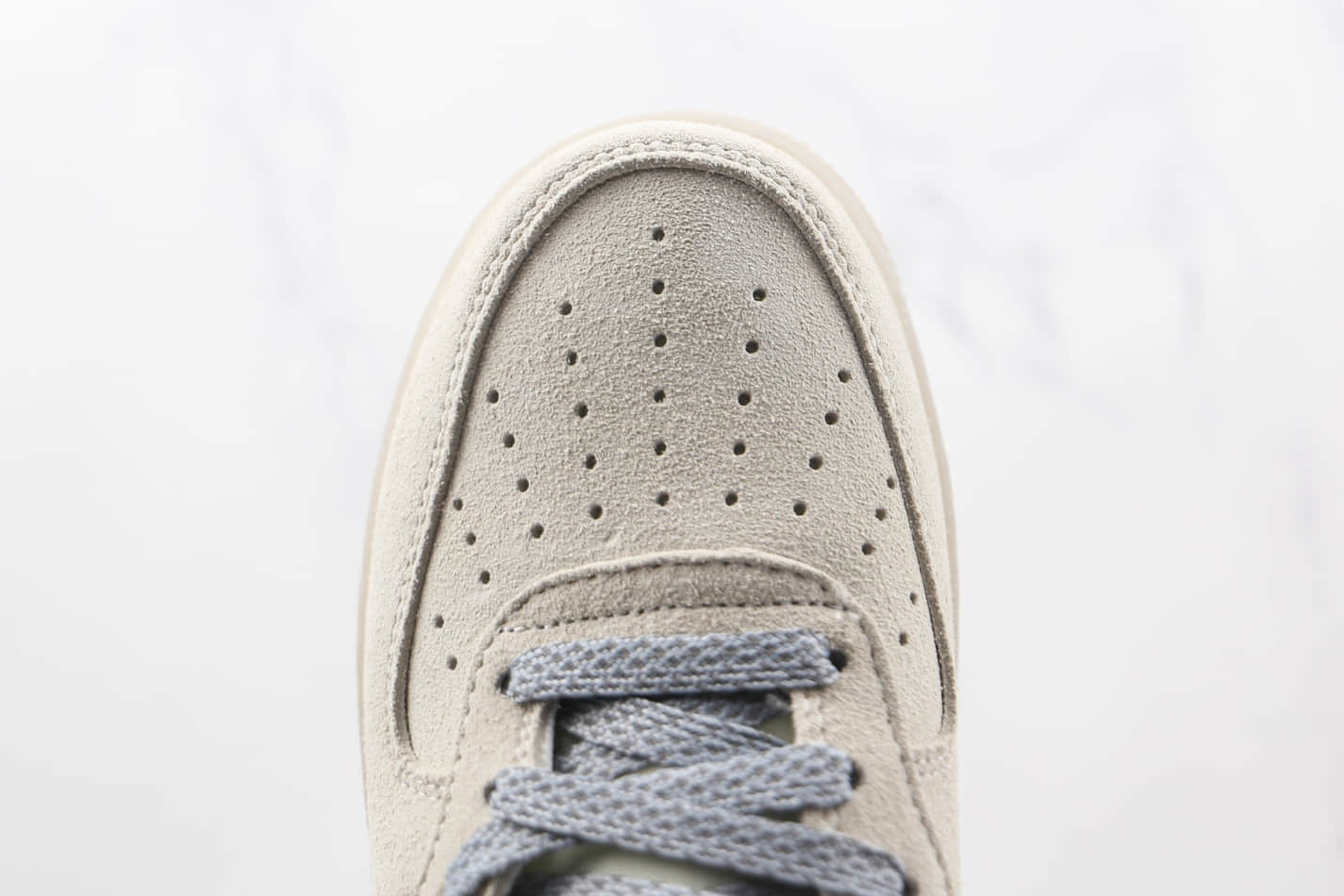 Reigning Champ x Nike Air Force 1 07 Mid Brown Light Grey - GB0902-112 | Limited Edition Collab! Reigning Champ x Nike Air Force 1 07 Mid Brown Light Grey - GB0902-112 | Limited Edition Collab!