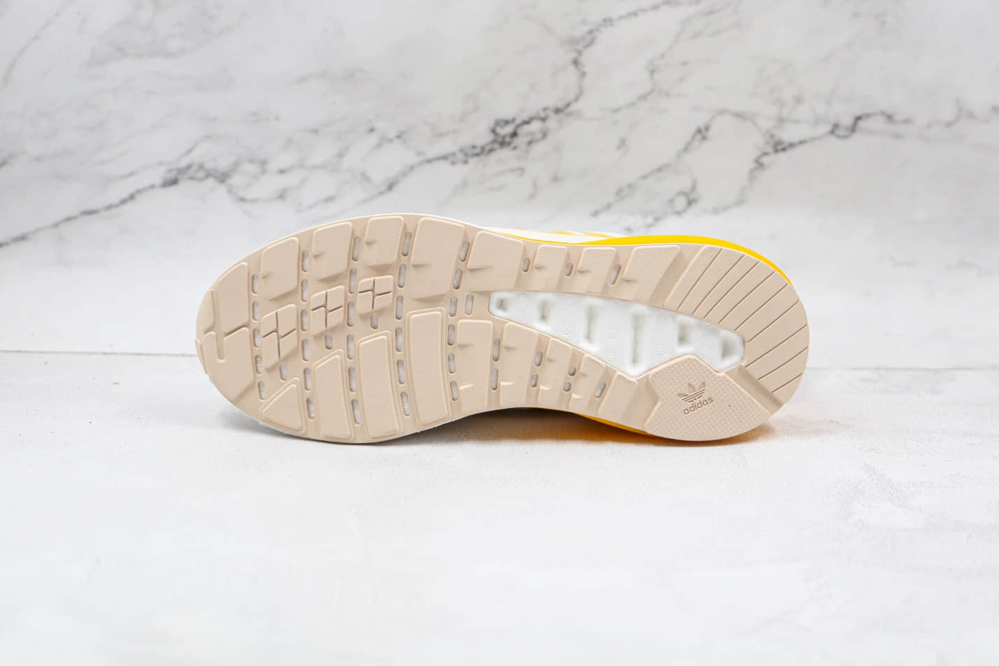 Adidas Originals ZX 2K Boost 2.0 'Wonder White Orange Tint' GZ7823 - Stylish and Trendy Sneakers Adidas Originals ZX 2K Boost 2.0 'Wonder White Orange Tint' GZ7823 - Stylish and Trendy Sneakers