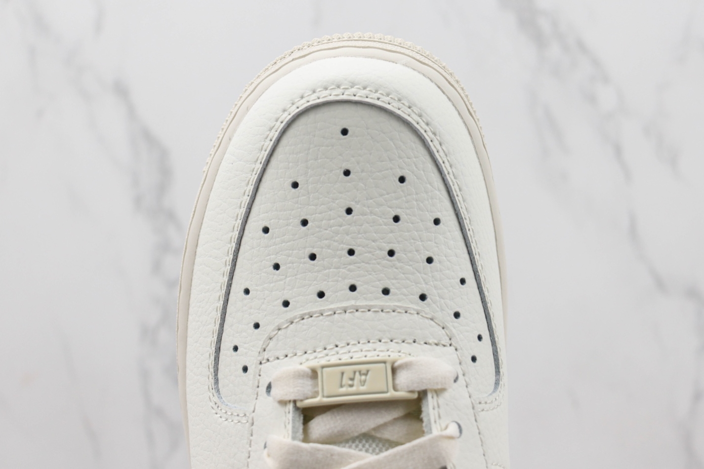 Nike Air Force 1 Low 'Sail Oxygen Purple' DV7470-100 - Sleek and Stylish Must-Have Sneakers Nike Air Force 1 Low 'Sail Oxygen Purple' DV7470-100 - Sleek and Stylish Must-Have Sneakers