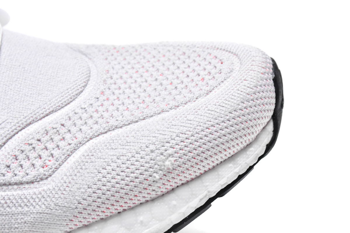 Adidas Ultra Boost 2022 Dazzling Color FY8688 - Top Performance Athletics