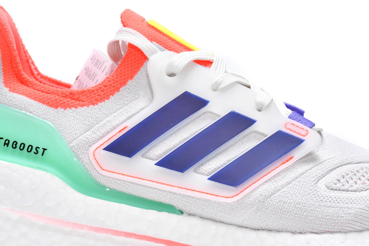 Adidas Ultra Boost 2022 Dazzling Color FY8688 - Top Performance Athletics
