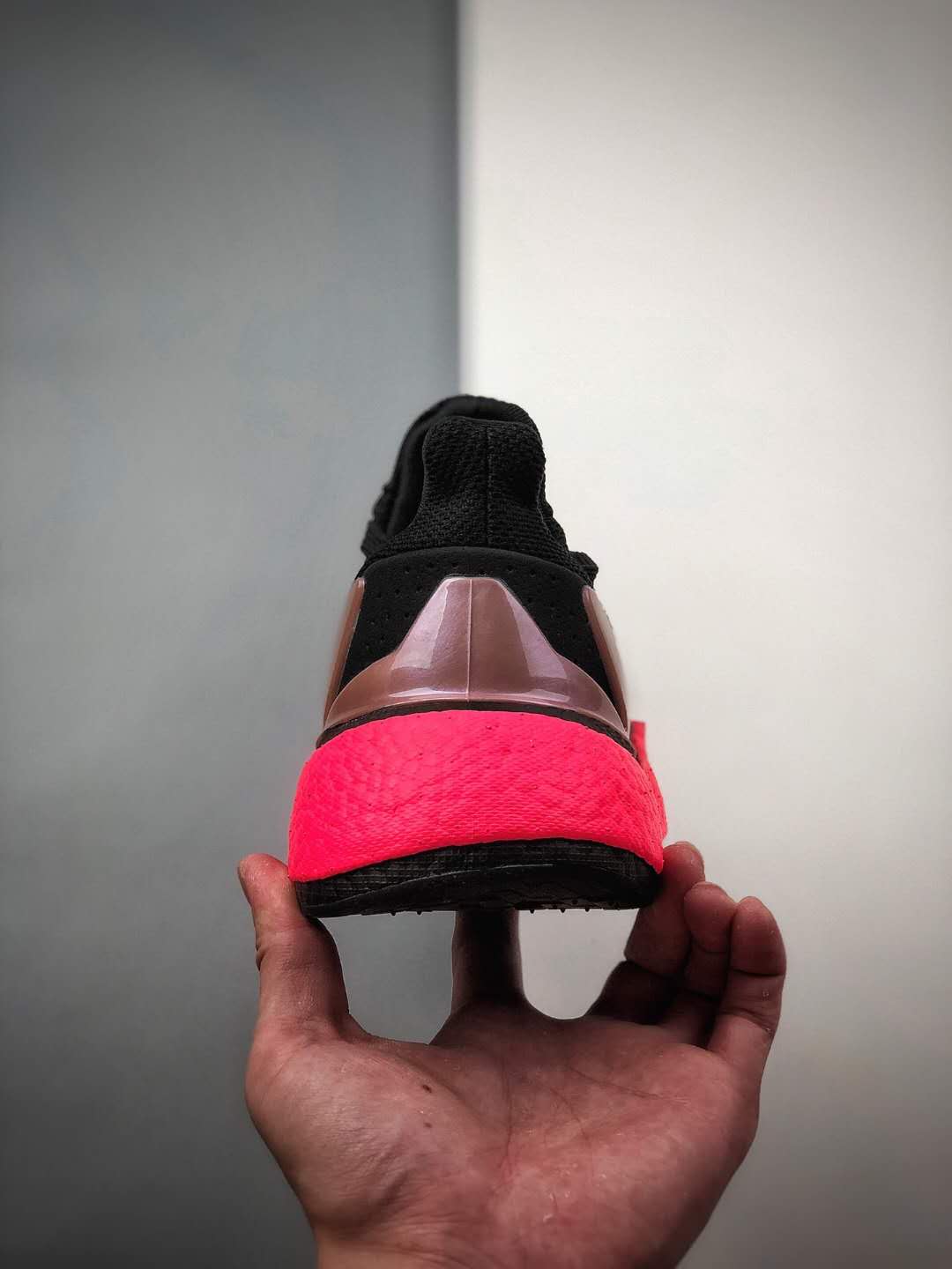 Adidas X9000L4 Black Signal Pink FW8389 - Sleek and Stylish Running Shoes Adidas X9000L4 Black Signal Pink FW8389 - Sleek and Stylish Running Shoes