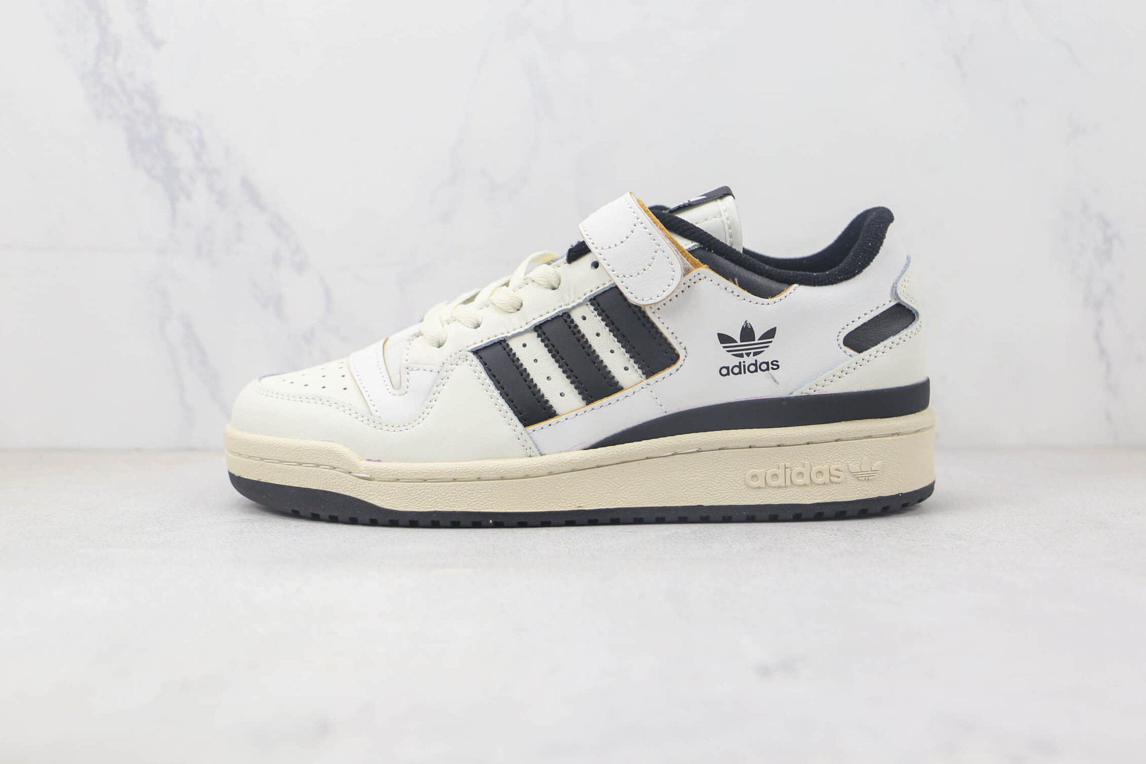 Adidas Originals Forum 84 Low 'Cream Black' HR2007 - Premium Sneakers