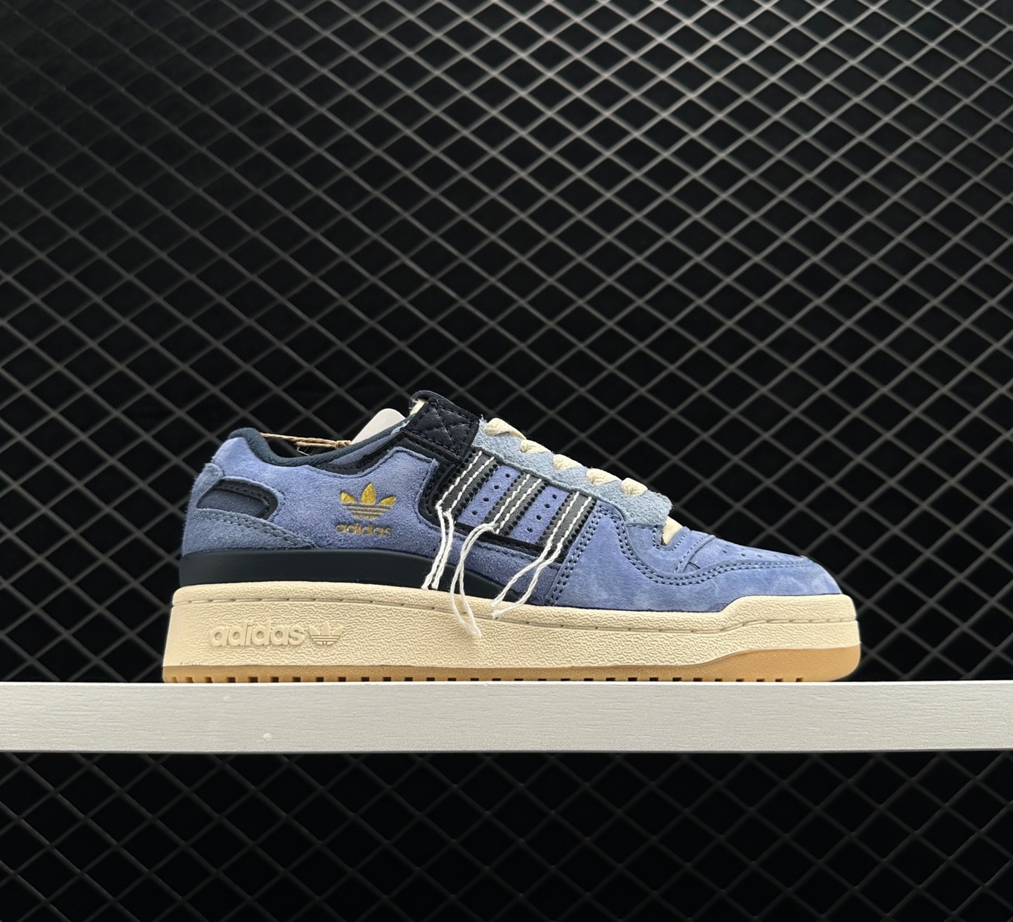 Adidas Originals Forum 84 Low Blue GW0298 - Stylish and Versatile Sneakers
