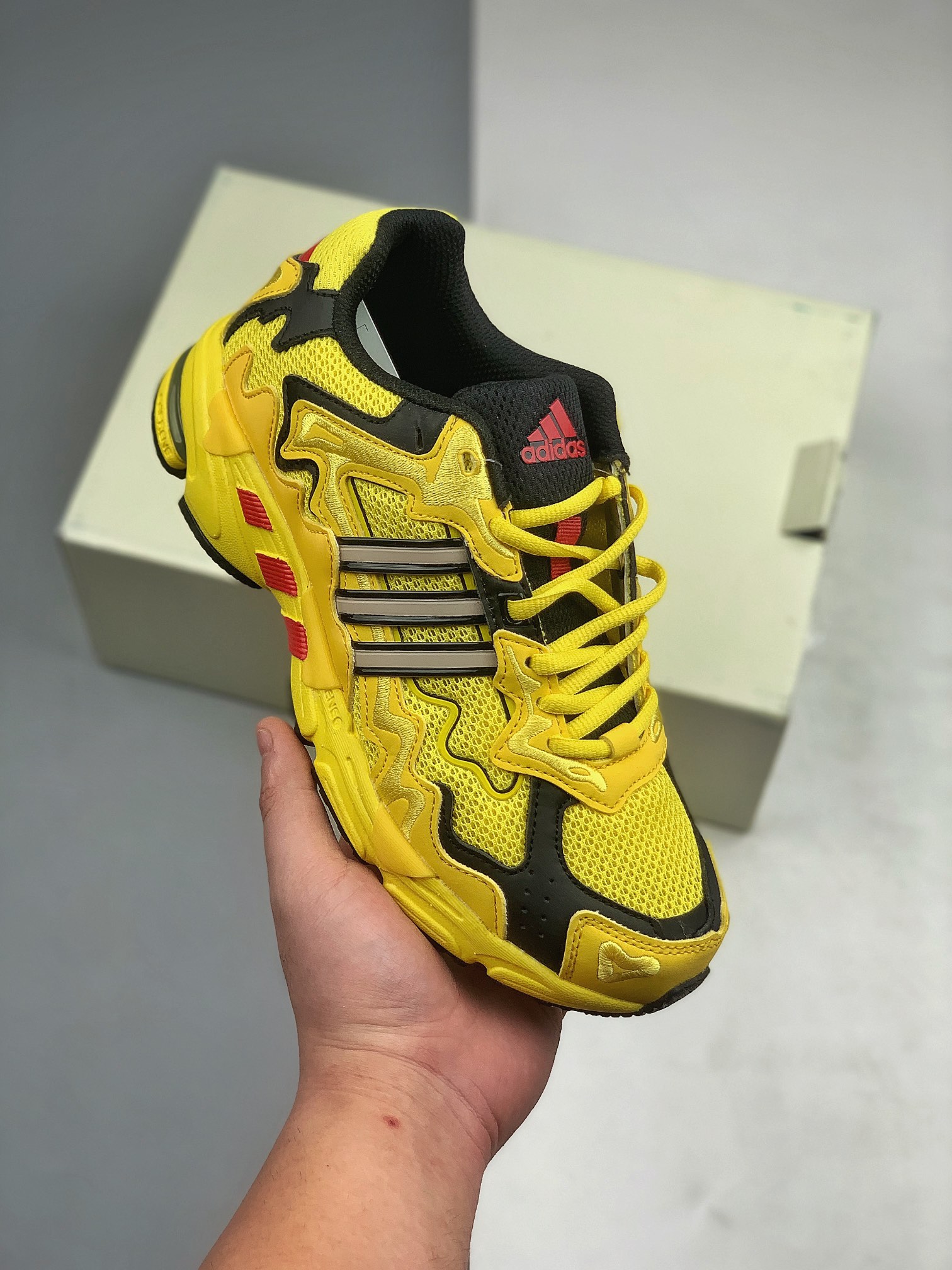 Adidas Bad Bunny x Response CL Yellow GY0101 | Limited Edition