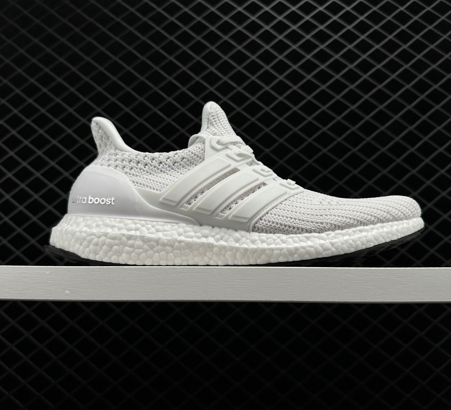 Adidas UltraBoost 2.0 Limited 'White Reflective' BB3928 - Premium Style & Performance Adidas UltraBoost 2.0 Limited 'White Reflective' BB3928 - Premium Style & Performance