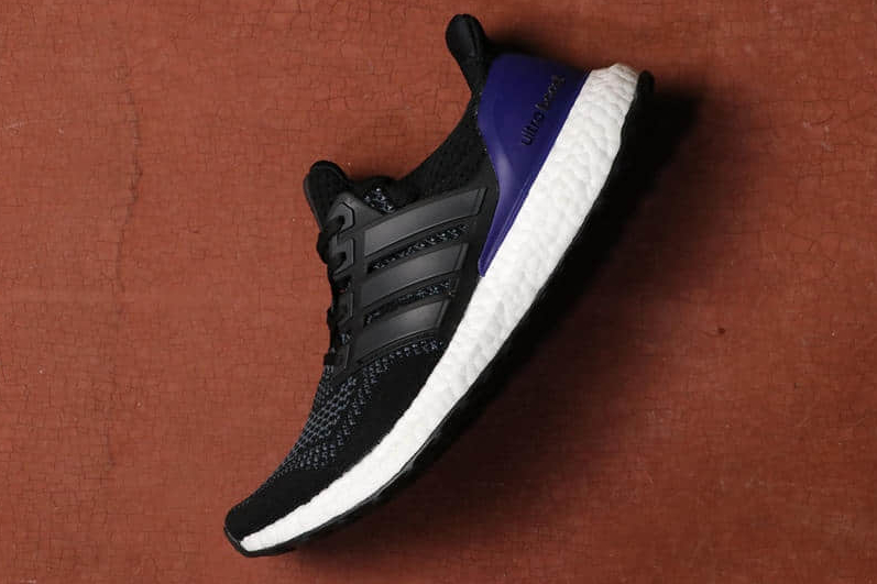 Adidas UltraBoost 1.0 Retro 'OG' 2018 G28319 - Premium Classic Style for Running and Sports