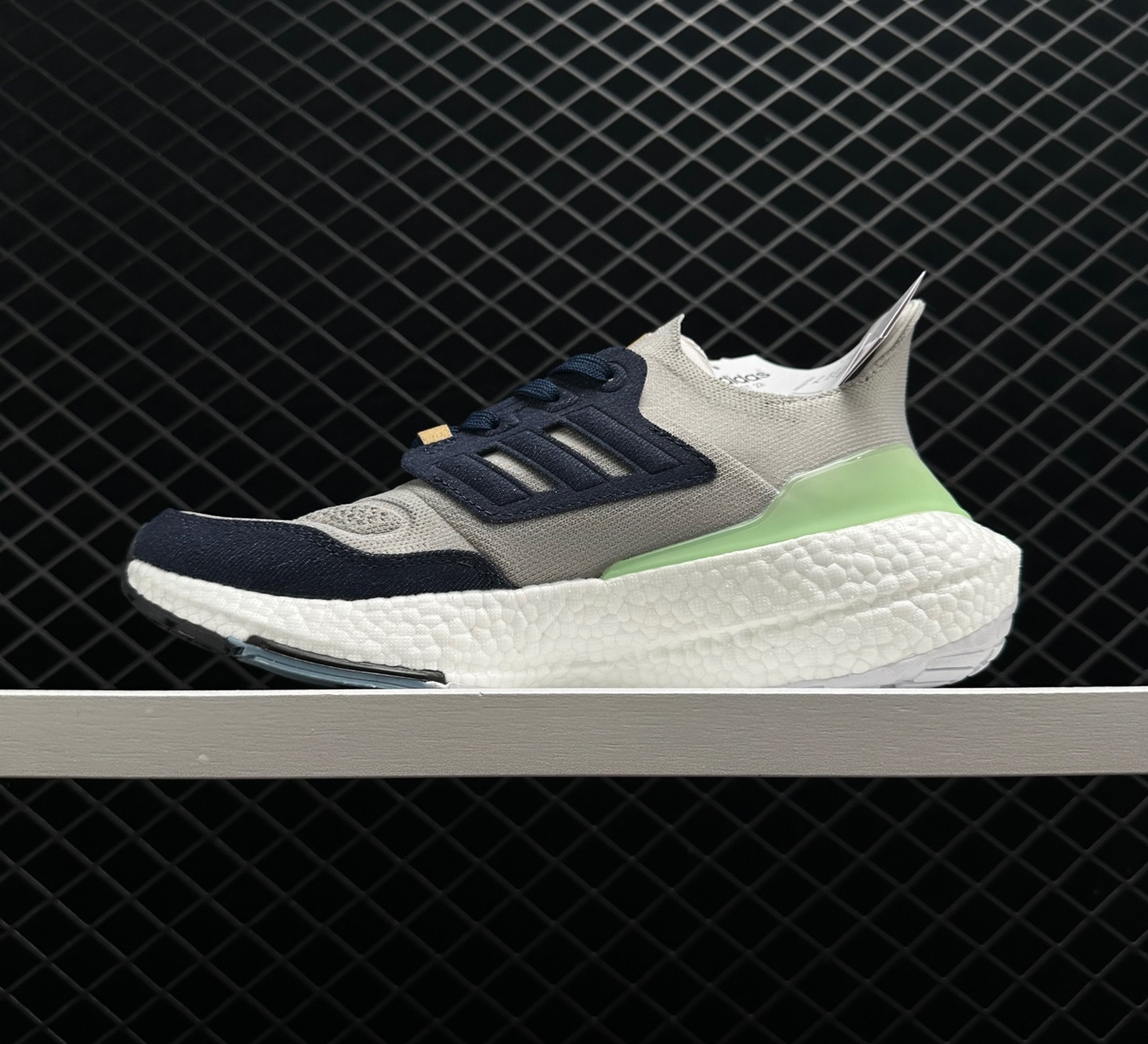 Adidas UltraBoost 22 Shoes 'Halo Silver' GX9158 - Premium Performance Sneakers Adidas UltraBoost 22 Shoes 'Halo Silver' GX9158 - Premium Performance Sneakers