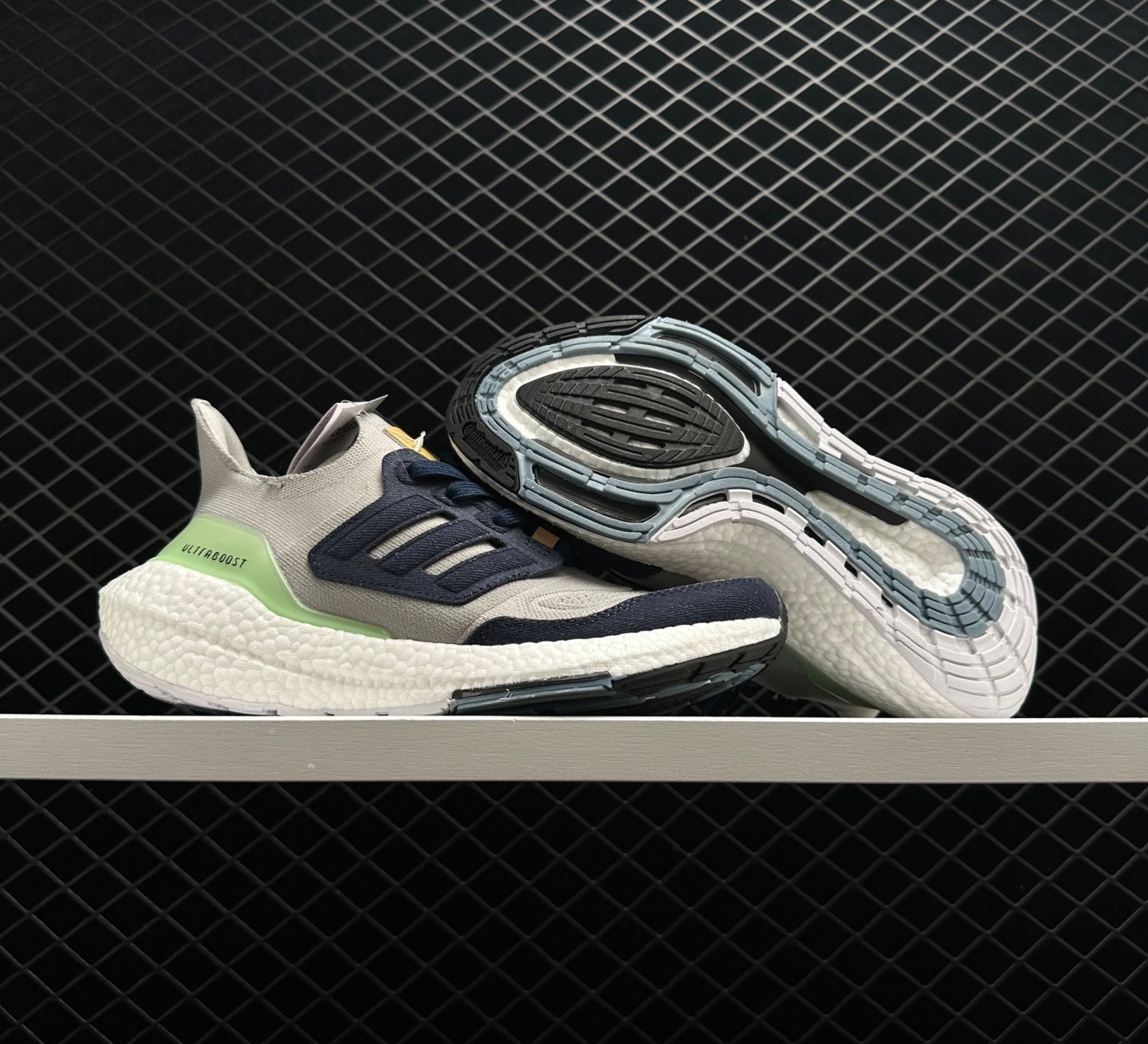 Adidas UltraBoost 22 Shoes 'Halo Silver' GX9158 - Premium Performance Sneakers Adidas UltraBoost 22 Shoes 'Halo Silver' GX9158 - Premium Performance Sneakers