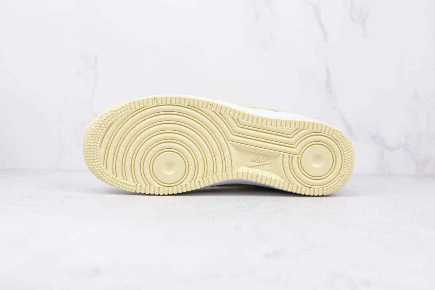 Nike Air Force 1 Low 'Lemon Drop' DM9476-700 - Refresh your style Nike Air Force 1 Low 'Lemon Drop' DM9476-700 - Refresh your style
