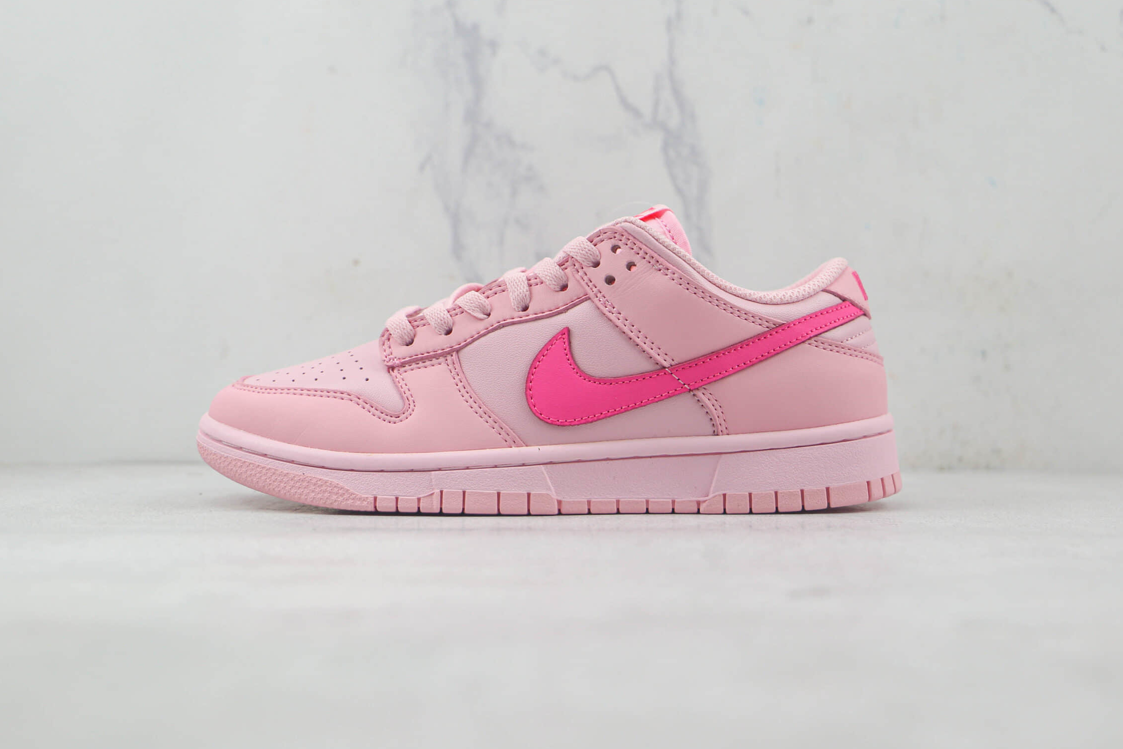 Nike Dunk Low 'Triple Pink' DH9756-600