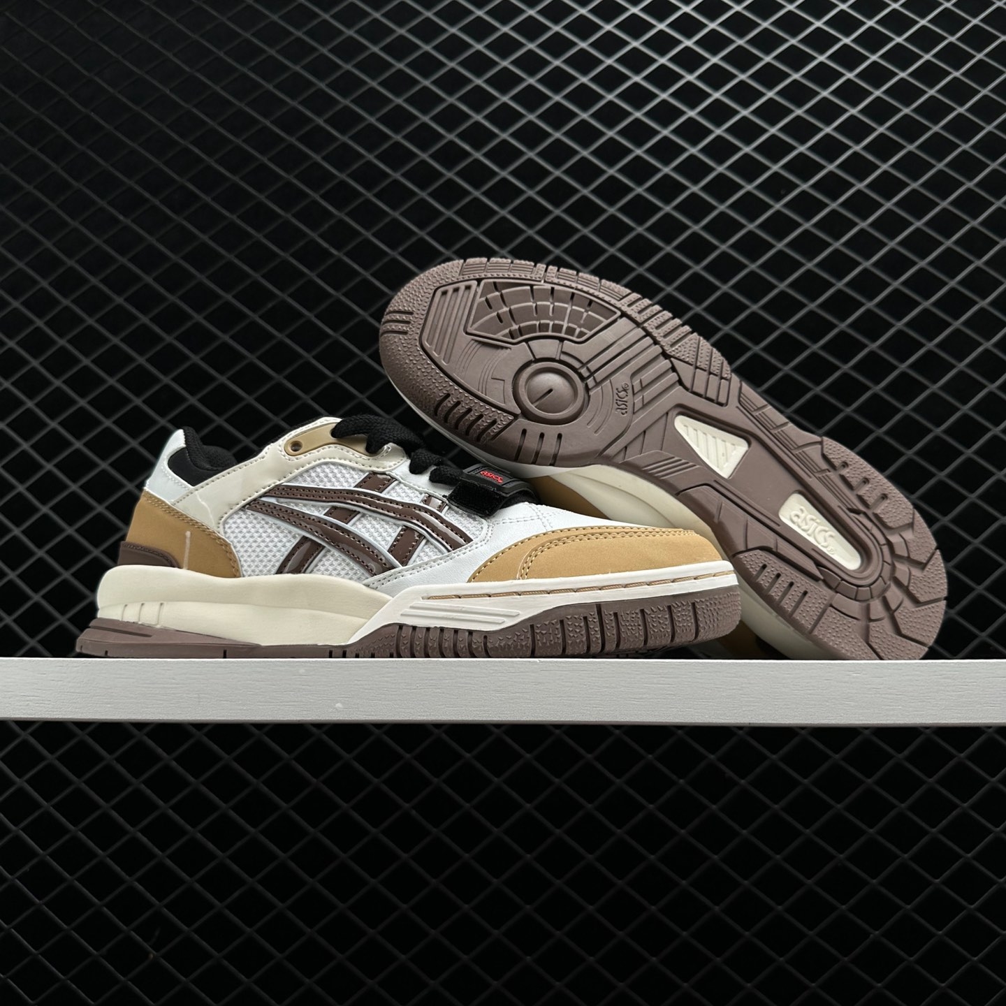 Asics Gel-Spotlyte Low V2 White Brown 1203A258-104 - Premium Sneakers for Style and Comfort! Asics Gel-Spotlyte Low V2 White Brown 1203A258-104 - Premium Sneakers for Style and Comfort!