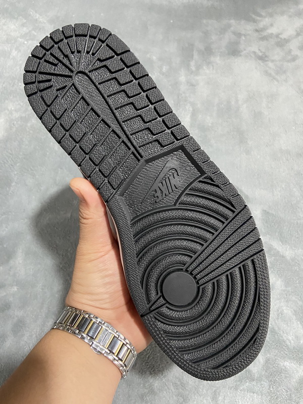 Air Jordan 1 Retro High OG 'Prototype' DC6515-100 – Iconic Style and Unmatched Quality