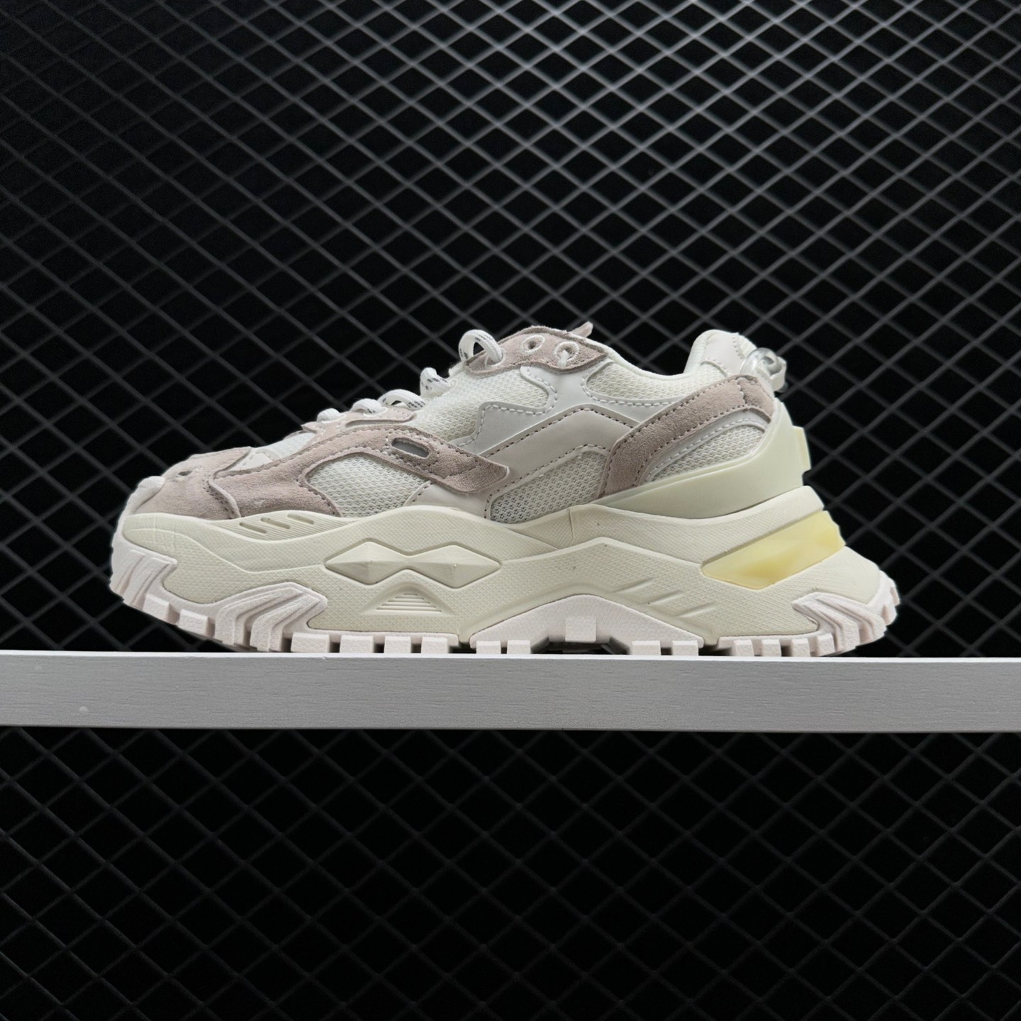 Fila Fusion Beige: Premium Blend of Style and Comfort Fila Fusion Beige: Premium Blend of Style and Comfort