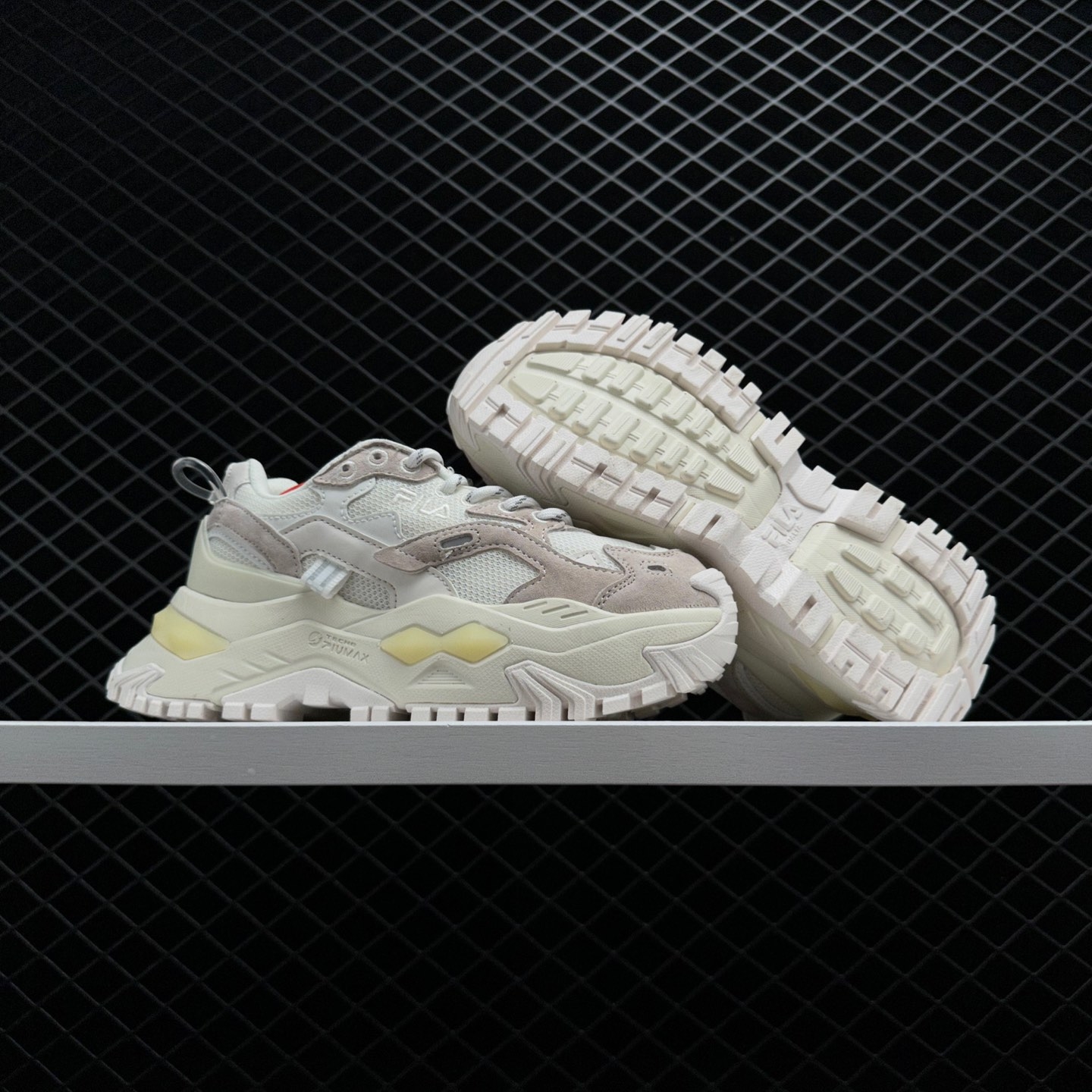 Fila Fusion Beige: Premium Blend of Style and Comfort Fila Fusion Beige: Premium Blend of Style and Comfort