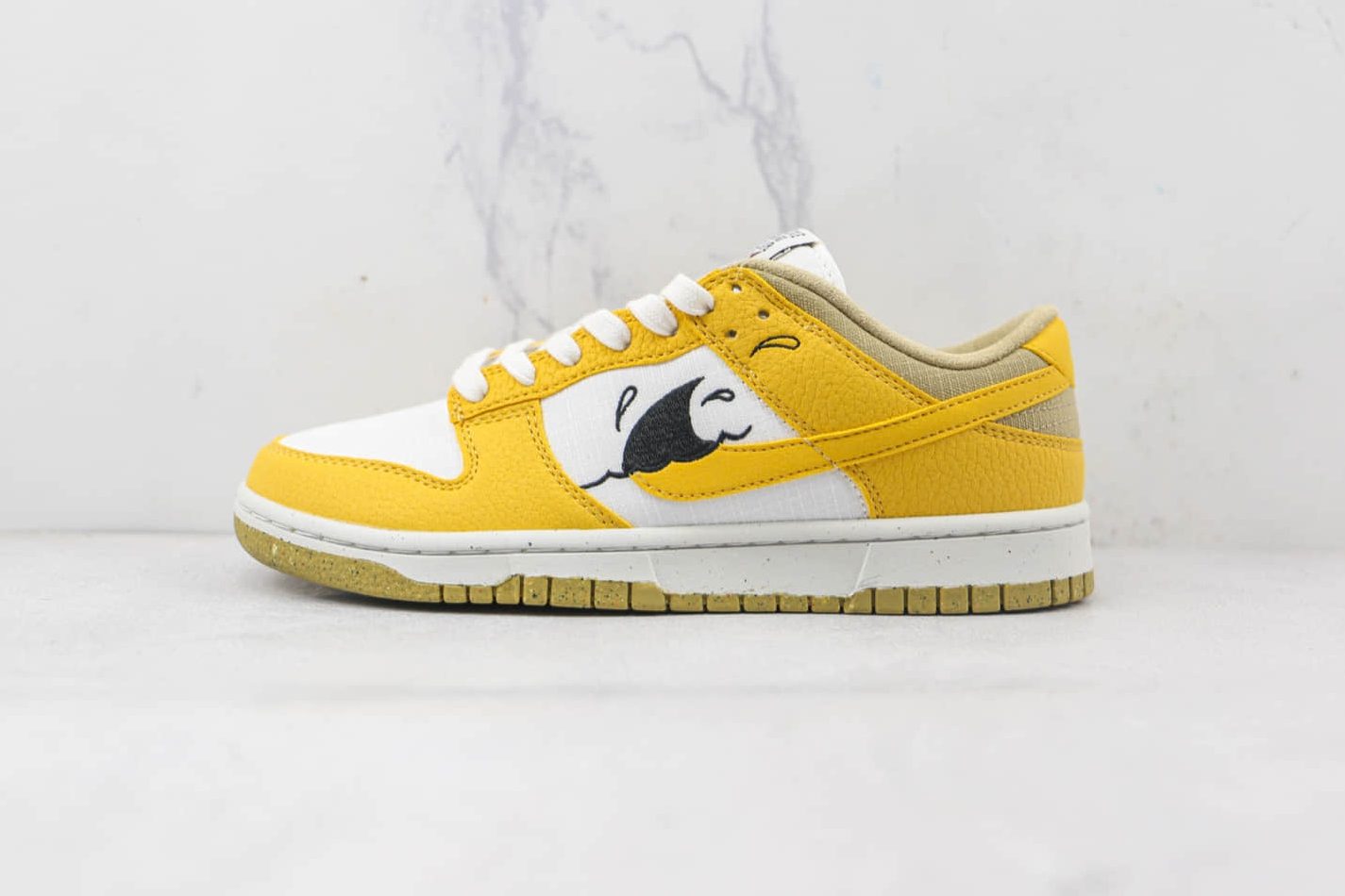 Nike Dunk Low 'Sun Club' DV1681-100