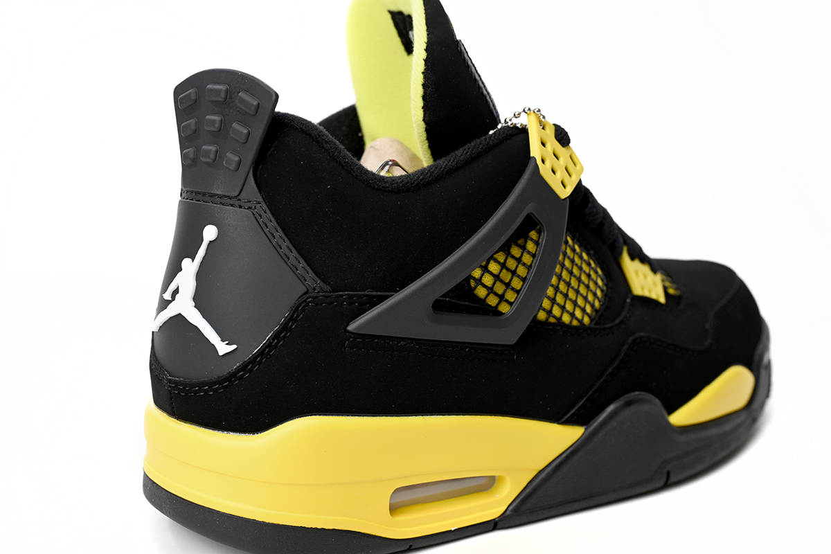 Air Jordan 4 Retro 'Thunder' DH6927-017 - Iconic Style and Classic Design | Limited Stock Air Jordan 4 Retro 'Thunder' DH6927-017 - Iconic Style and Classic Design | Limited Stock