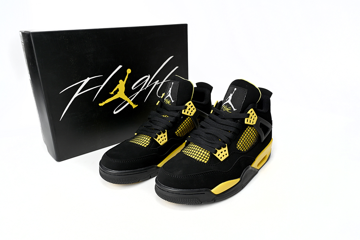 Air Jordan 4 Retro 'Thunder' DH6927-017 - Iconic Style and Classic Design | Limited Stock Air Jordan 4 Retro 'Thunder' DH6927-017 - Iconic Style and Classic Design | Limited Stock