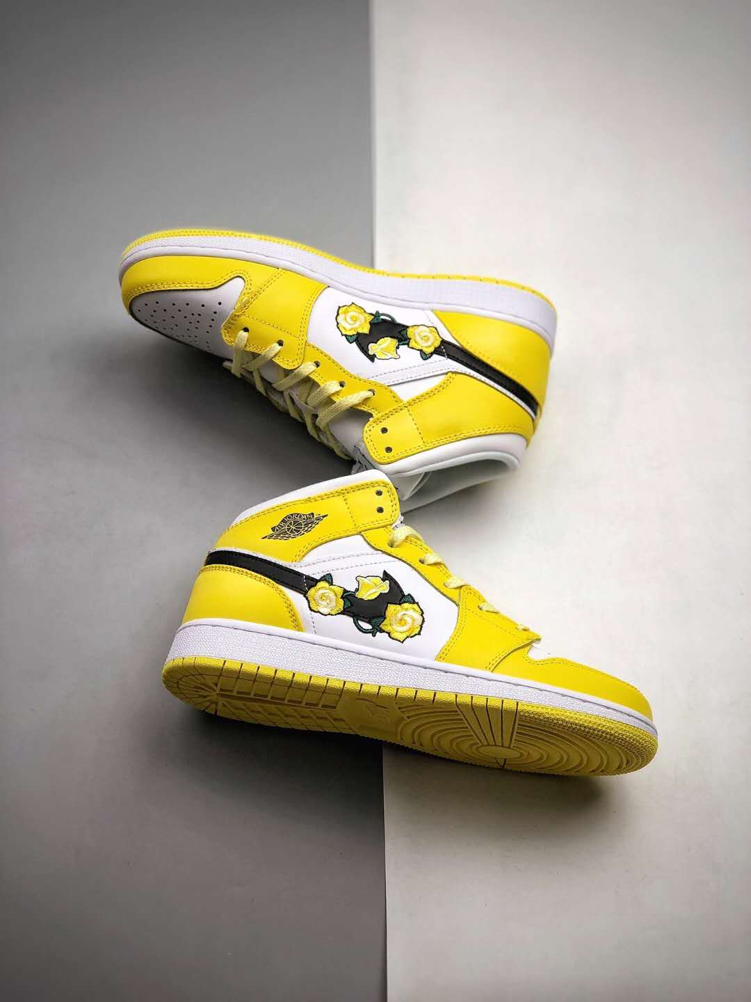 Air Jordan 1 Mid SE 'Rose Patch - Dynamic Yellow' AV5174-700 | Stylish and Vibrant Footwear Air Jordan 1 Mid SE 'Rose Patch - Dynamic Yellow' AV5174-700 | Stylish and Vibrant Footwear