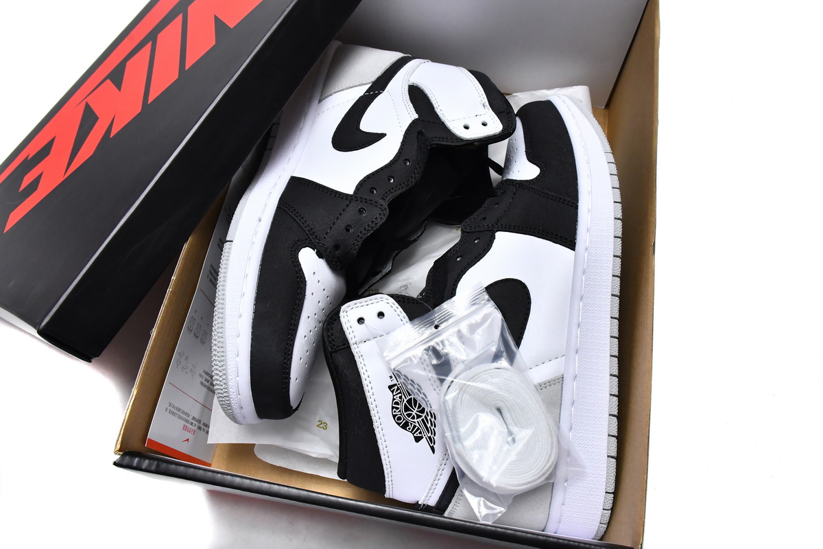 Air Jordan 1 Retro High OG 'Stage Haze' 555088-108 - Trendy & Authentic Sneakers