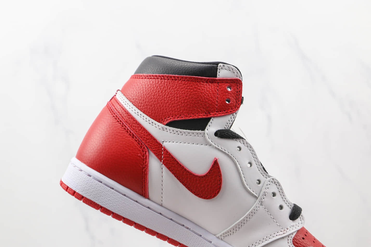 Air Jordan 1 Retro High OG 'Heritage' 555088-161 - Classic Style and Superior Quality