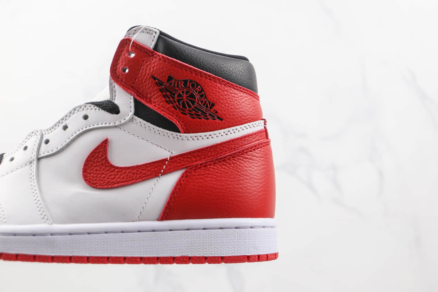 Air Jordan 1 Retro High OG 'Heritage' 555088-161 - Classic Style and Superior Quality