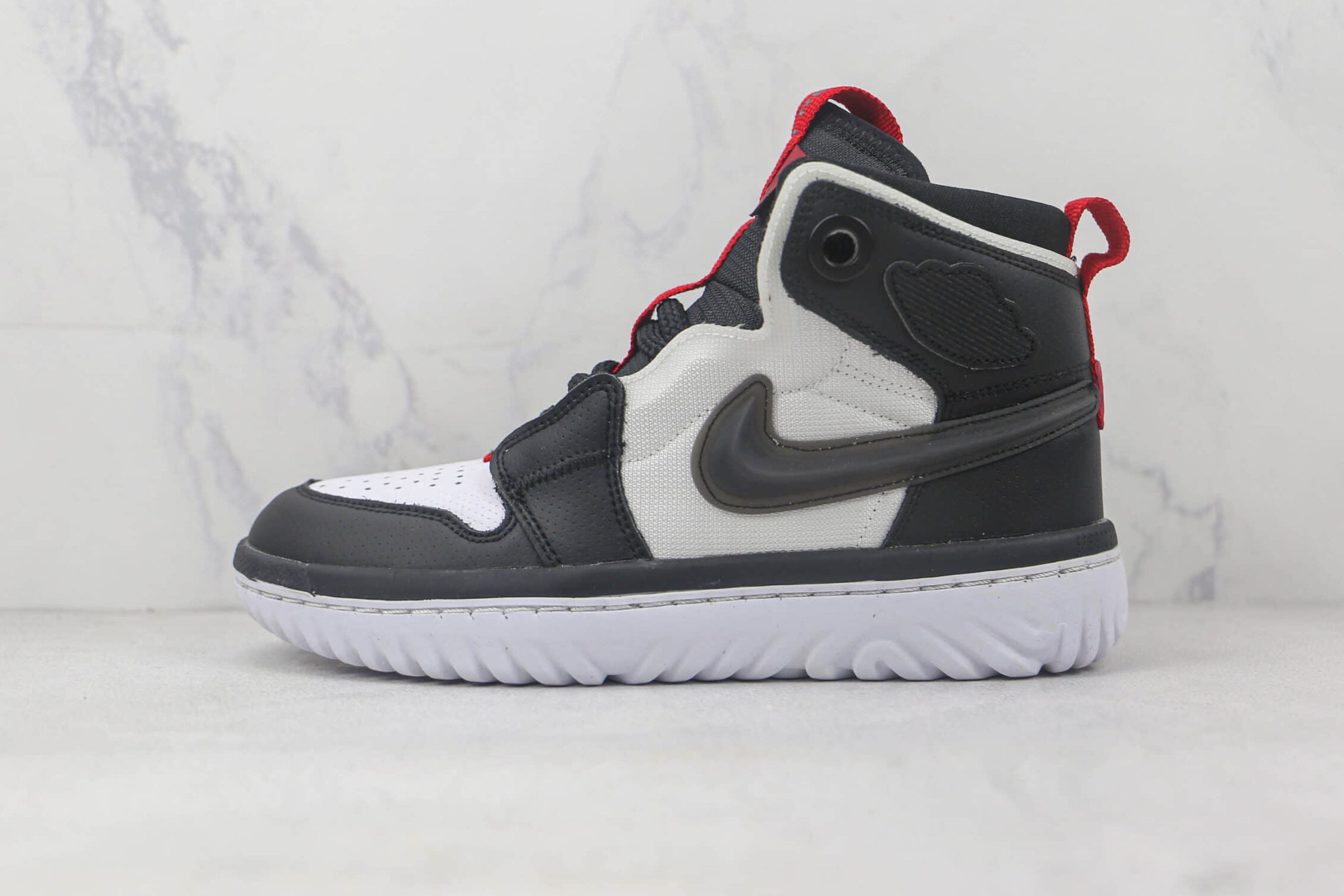 Air Jordan 1 React High 'Black White' AR5321-016 - Classic Style with Modern Comfort for Sneaker Enthusiasts