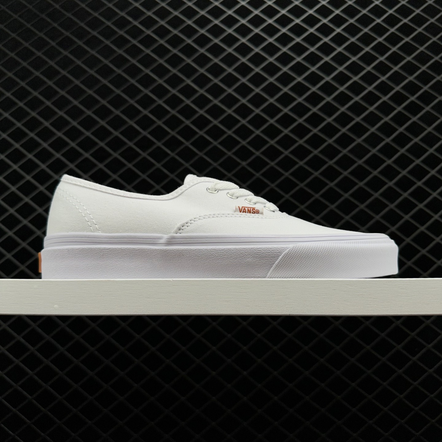 Vans Authentic VR3 'White' VN0005UDKVG - Classic Style Sneakers for Men