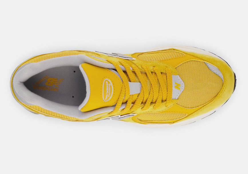 New Balance 2002R 'Egg Yolk' M2002RHT - Premium Sneakers for Style and Comfort!