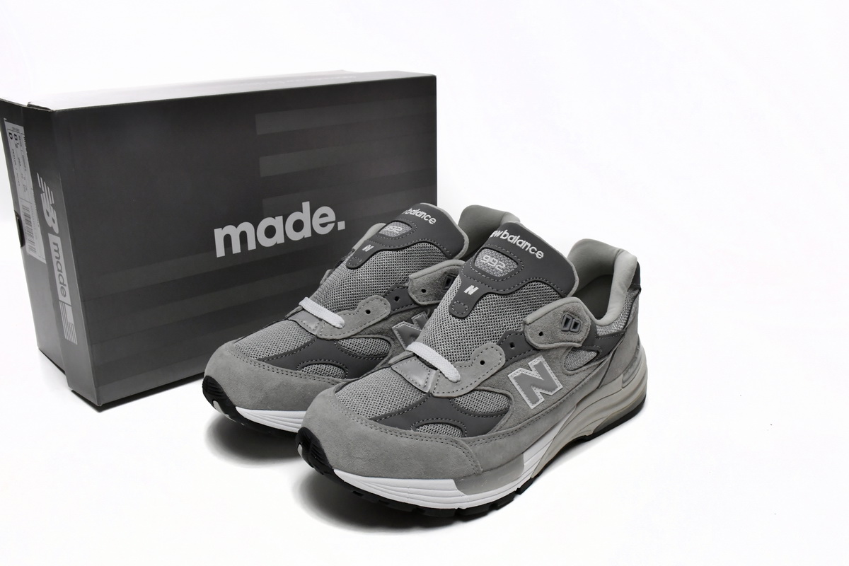 New Balance 992 Made In USA 'Grey' M992GR - Premium Athletic Sneakers for Men New Balance 992 Made In USA 'Grey' M992GR - Premium Athletic Sneakers for Men