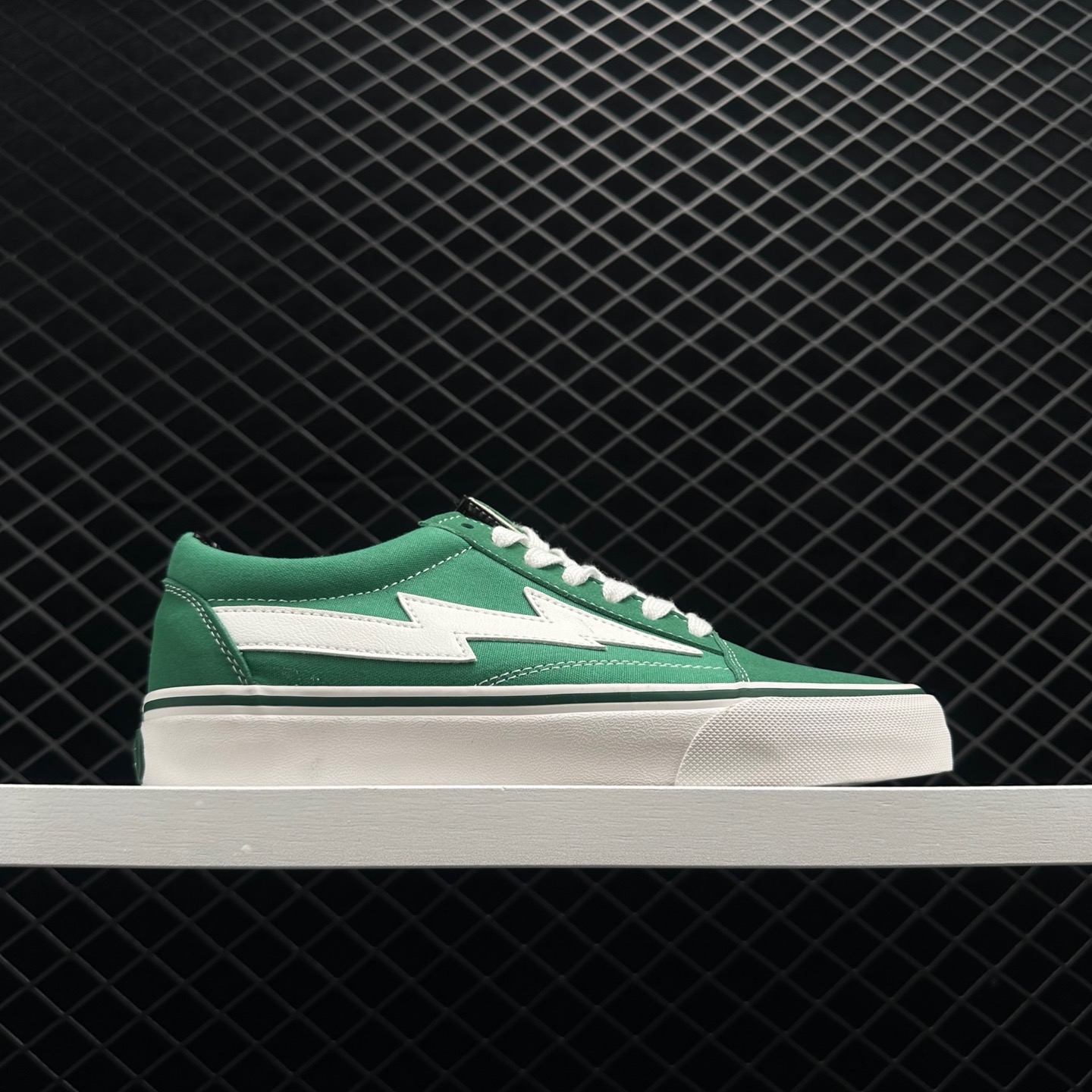 Revenge x Storm Low Top Green - Trendy Sneakers for Style Enthusiasts