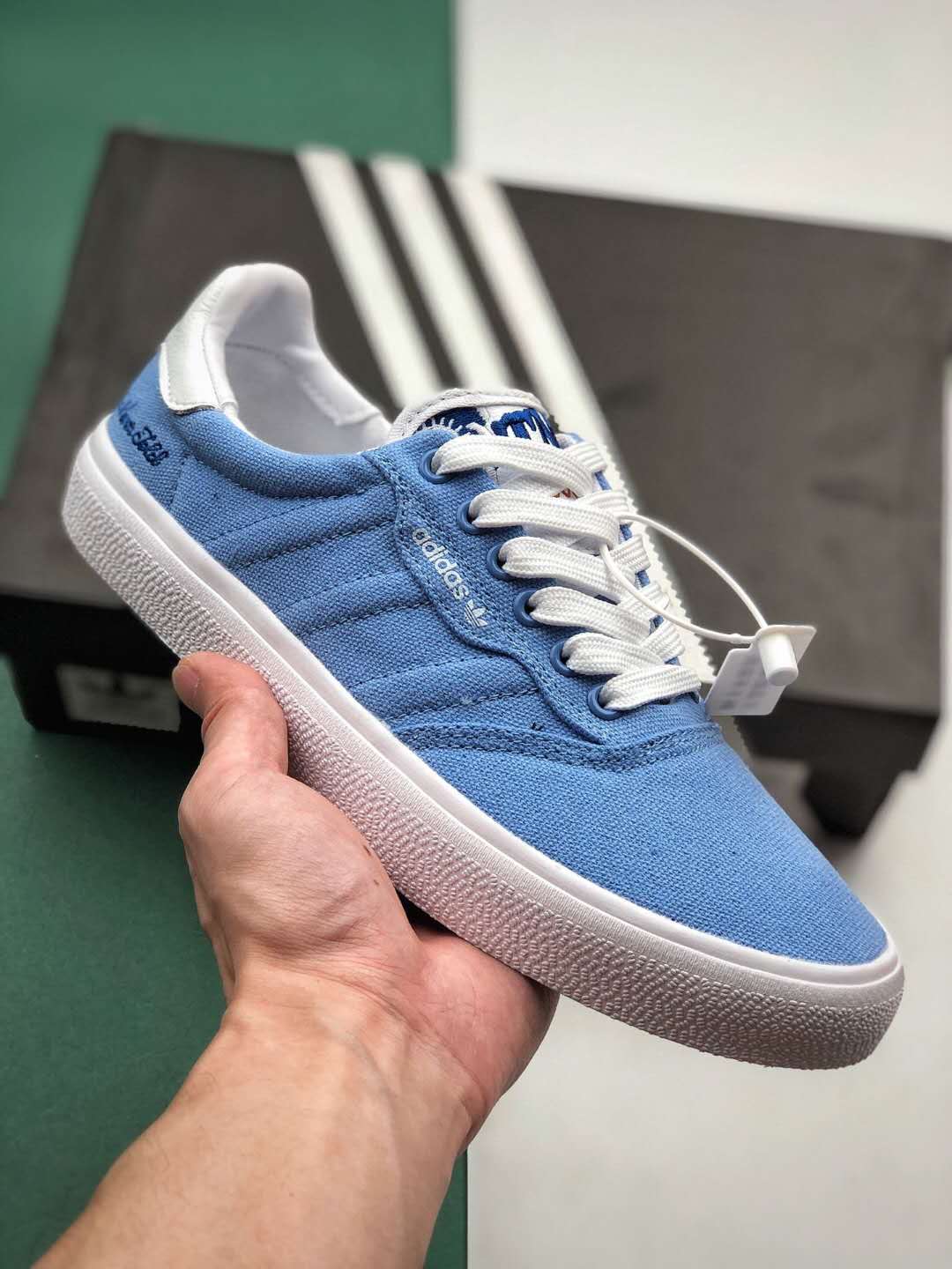 Adidas Truth Never Told x 3MC 'Light Blue' G28190 - Exclusive Style for Sporty Fashion