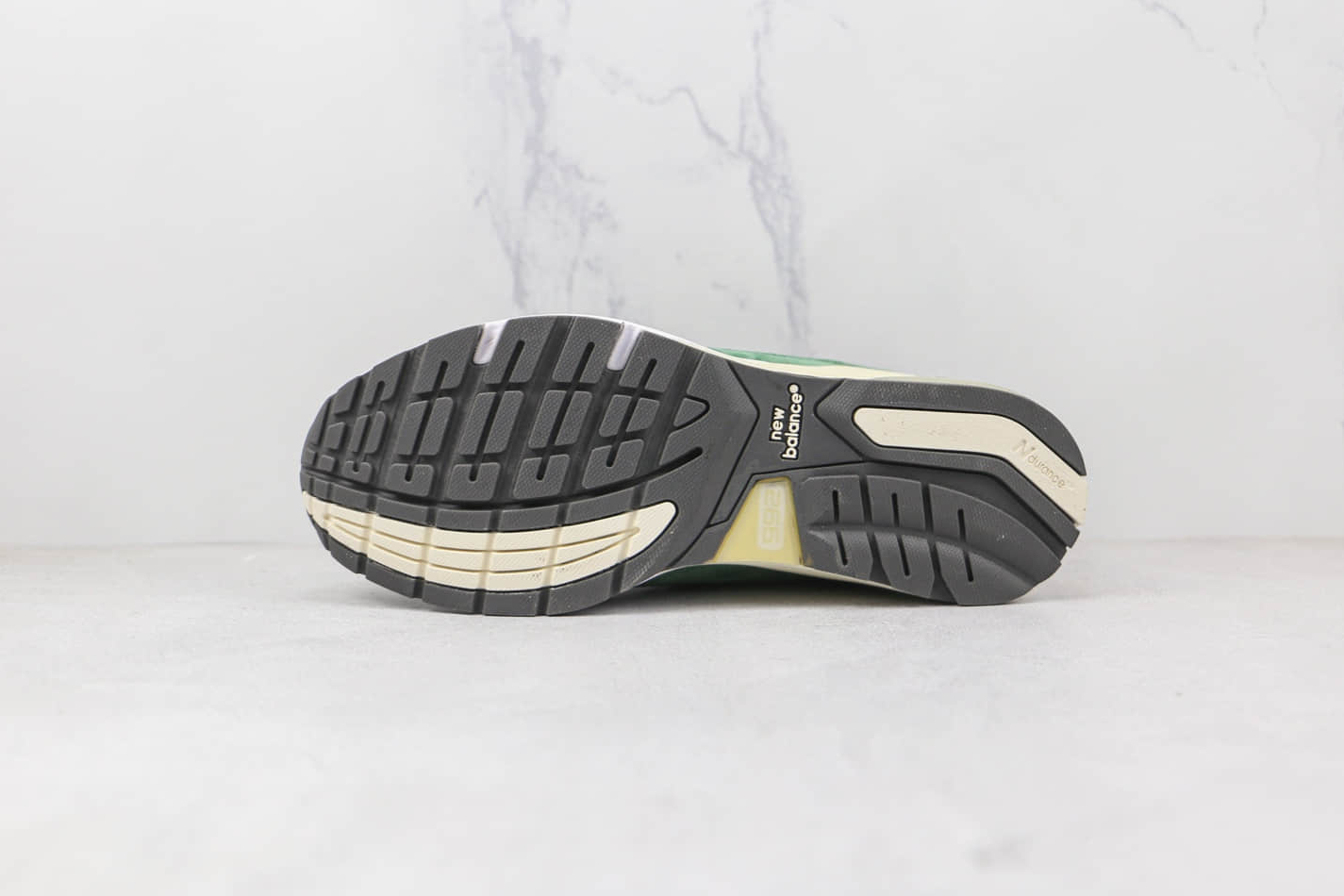 New Balance JJJJound x 992 'Mossy Green' - Premium Collaboration Sneaker
