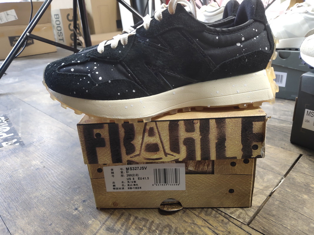 New Balance Joshua Vides X 327 'Black Splatter' MS327JSV - Limited Edition Sneakers New Balance Joshua Vides X 327 'Black Splatter' MS327JSV - Limited Edition Sneakers