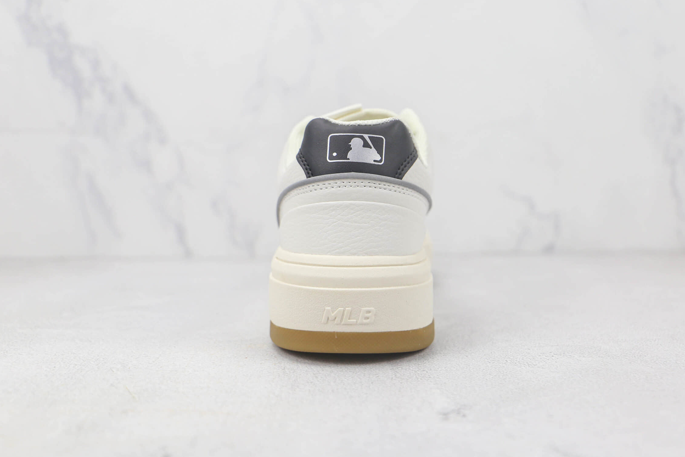 MLB Chunky Liner Yankees Vintage Cream Sneakers - Officially Licensed MLB Footwear