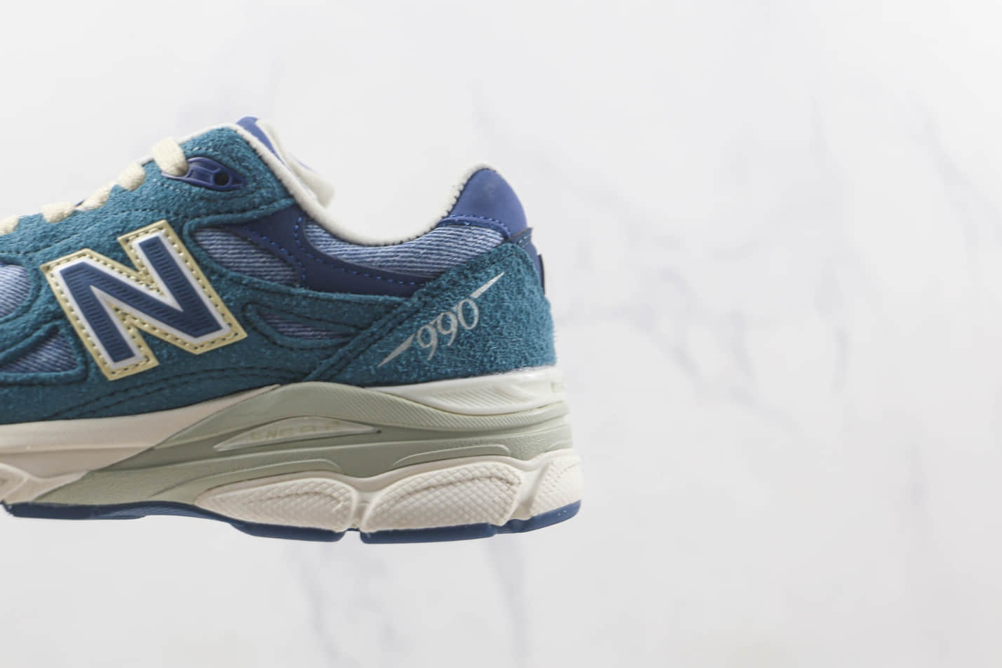 New Balance Levi's x 990v3 Made In USA 'Mallard Blue' - Shop Now! New Balance Levi's x 990v3 Made In USA 'Mallard Blue' - Shop Now!