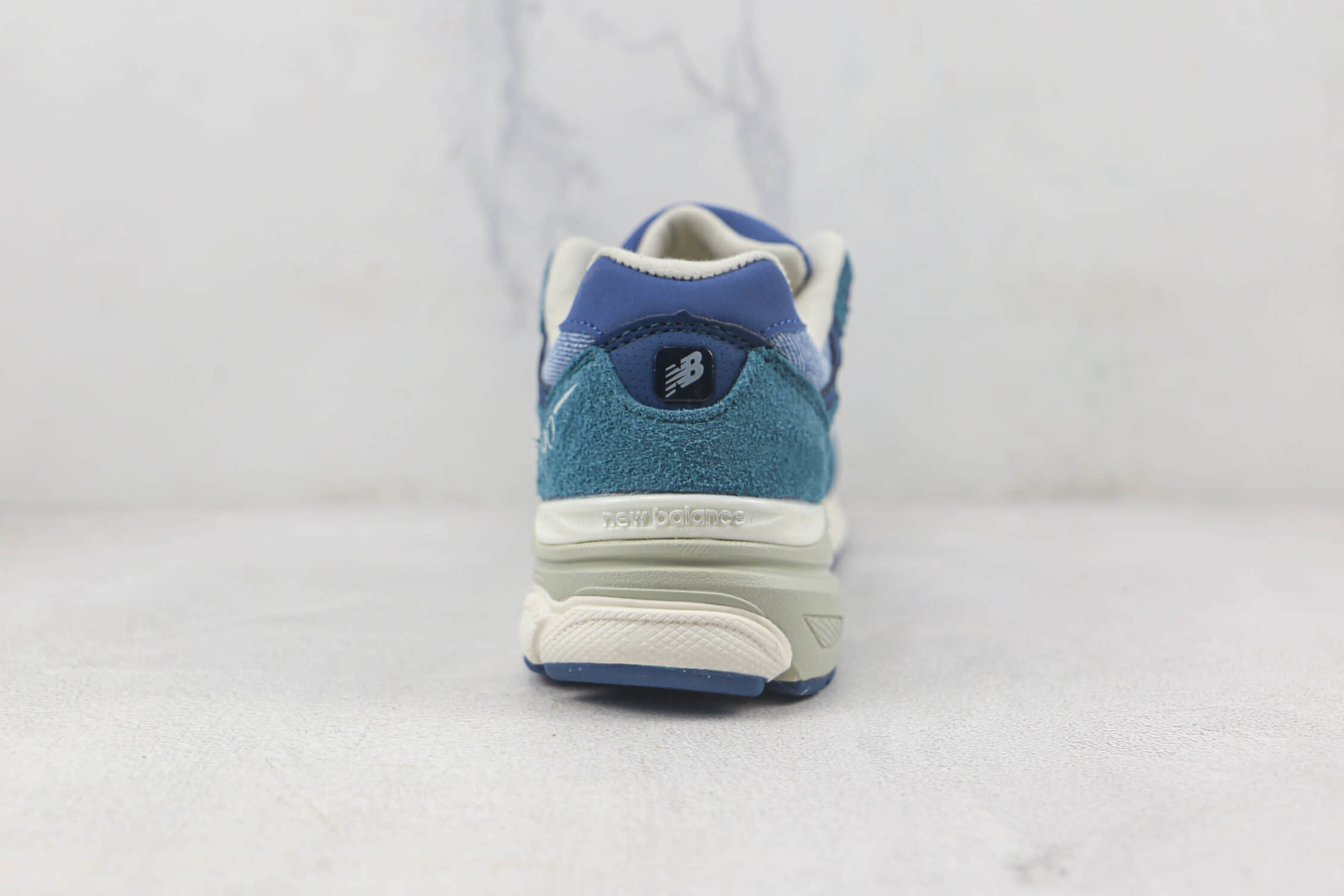 New Balance Levi's x 990v3 Made In USA 'Mallard Blue' - Shop Now! New Balance Levi's x 990v3 Made In USA 'Mallard Blue' - Shop Now!