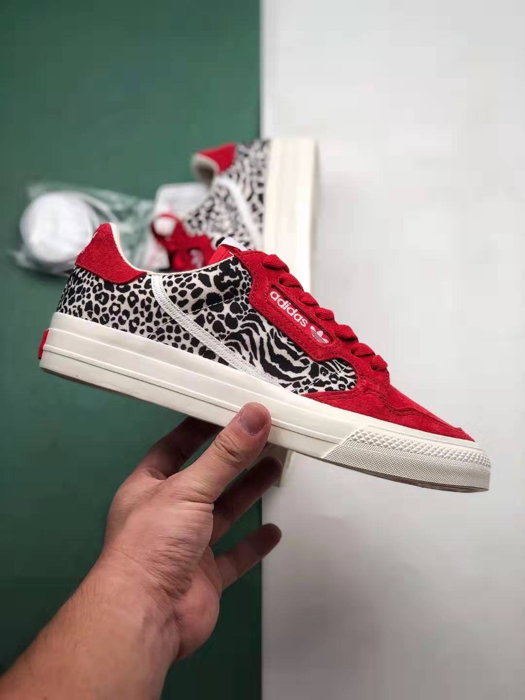 Adidas Originals Continental Vulc EF3527 - Classic and Stylish Sneakers Adidas Originals Continental Vulc EF3527 - Classic and Stylish Sneakers