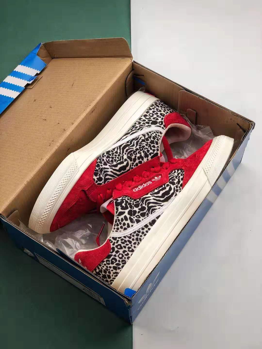 Adidas Originals Continental Vulc EF3527 - Classic and Stylish Sneakers Adidas Originals Continental Vulc EF3527 - Classic and Stylish Sneakers