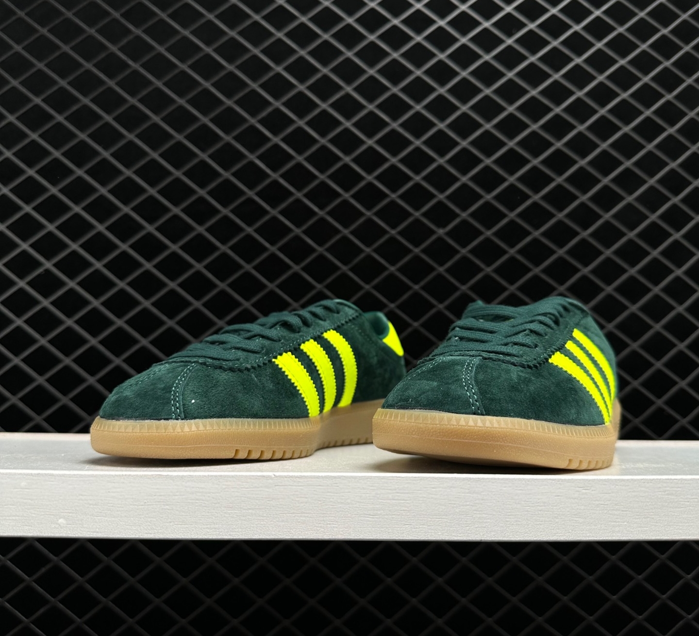 Adidas Originals Bermuda Collegiate Green Shock Yellow Gum B41472 - Trendy Athletic Sneakers for Men