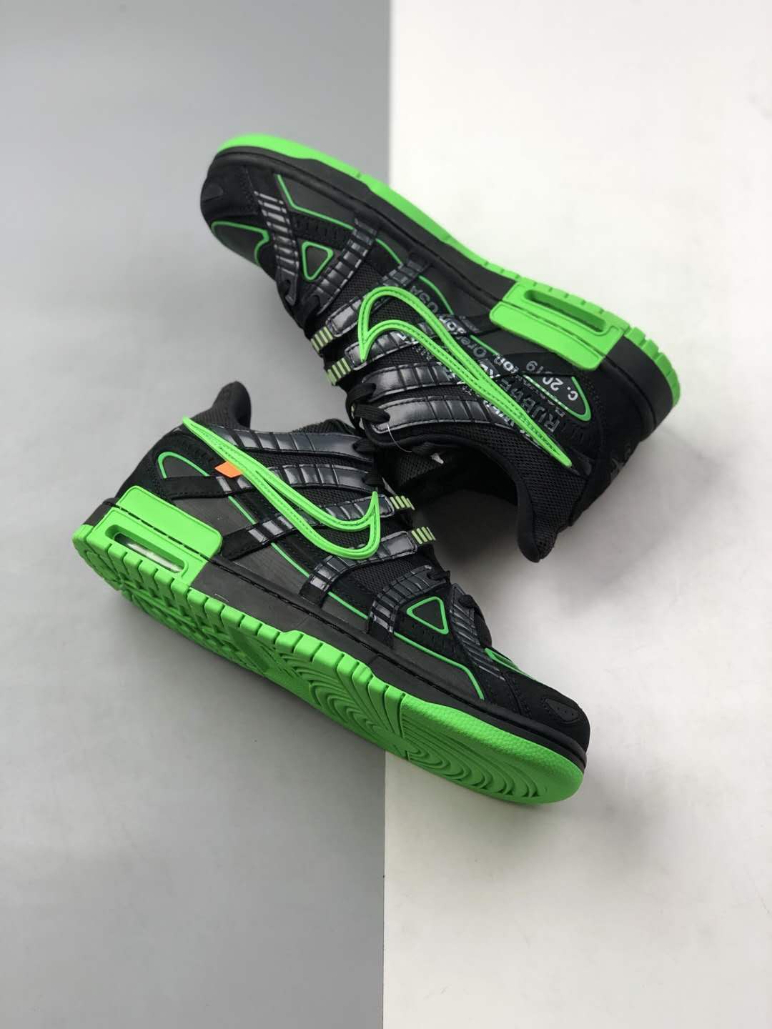 Nike Off-White Air Rubber Dunk 'Green Strike' CU6015-001: Stylish Collaboration with Virgil Abloh